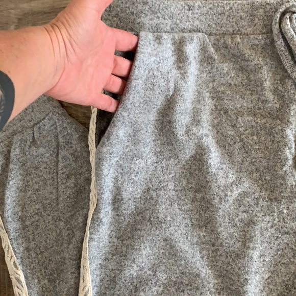 Pj/Lounge set with lace trim ,soft and comfortable - Picture 6 of 14